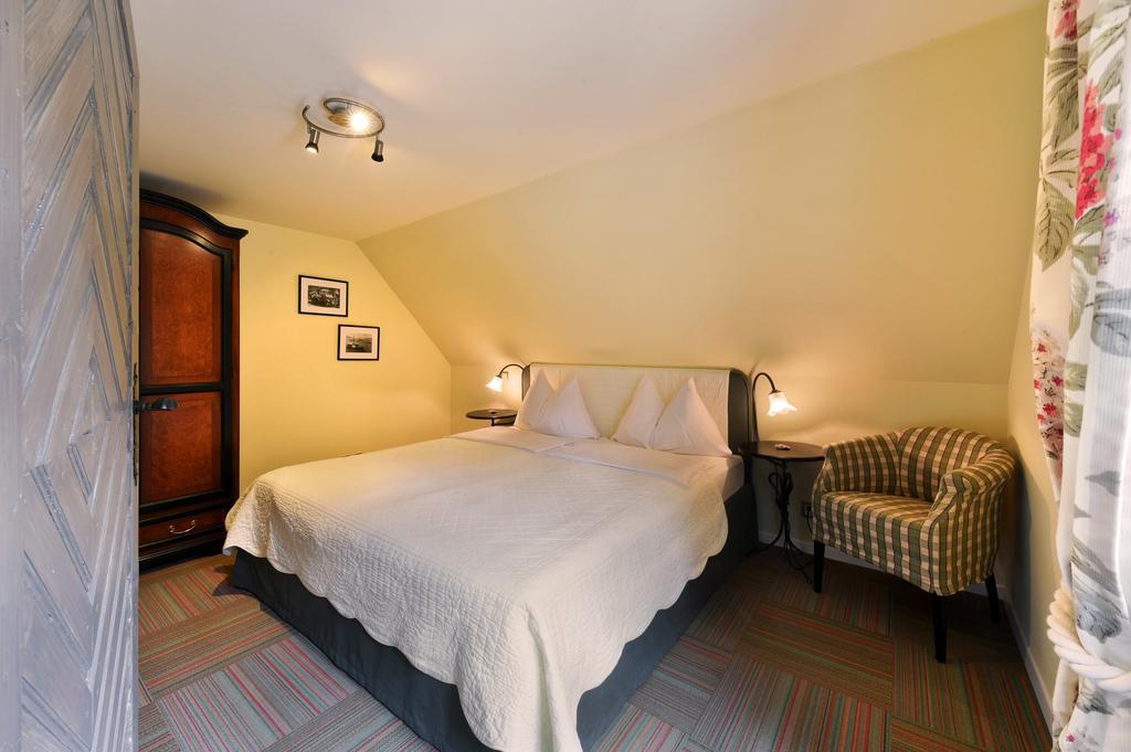 Romantik Hotel Schwan Horgen Bagian luar foto