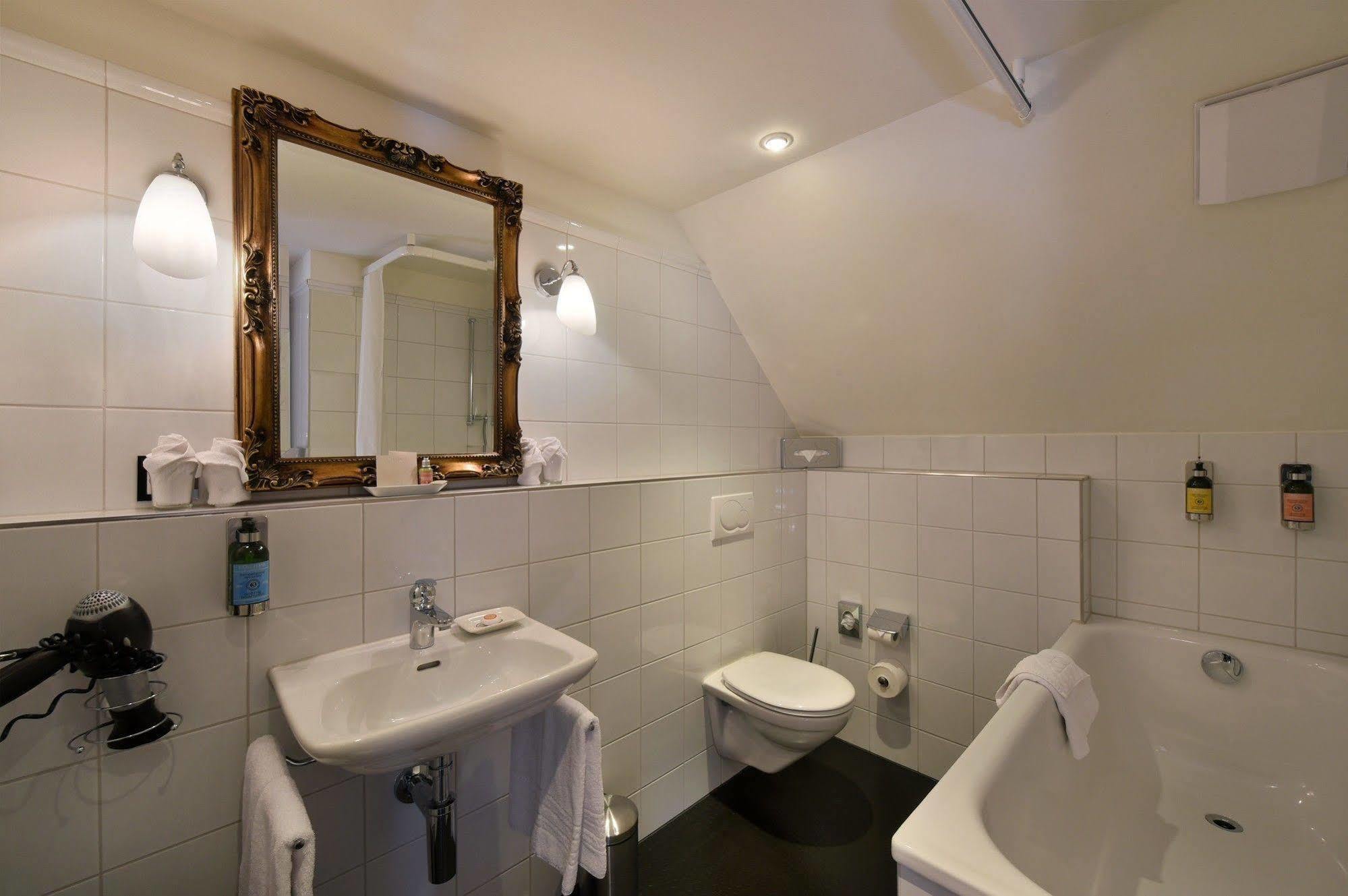 Romantik Hotel Schwan Horgen Bagian luar foto