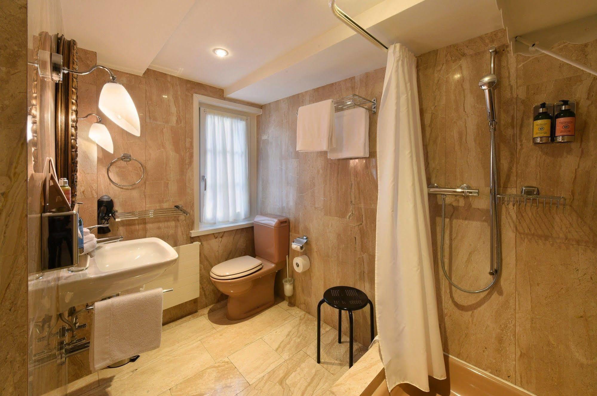Romantik Hotel Schwan Horgen Bagian luar foto